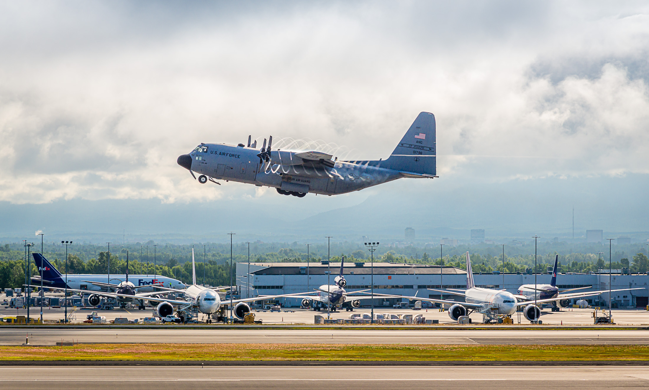 Cargo hub, Anchorage Airport